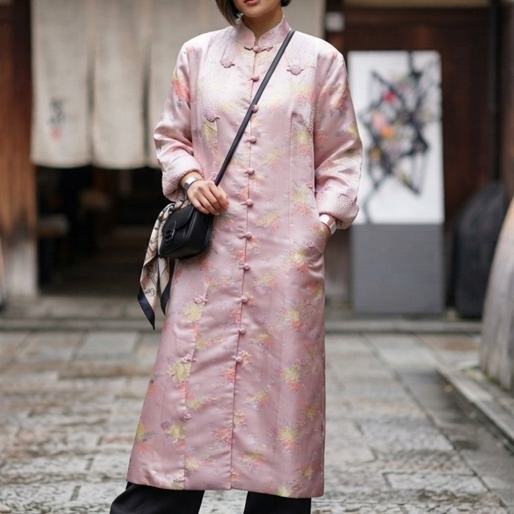 FLAW vtg Peony Shanghai China Robe Silk Embroidered Floral Pink Long Kimono 42
